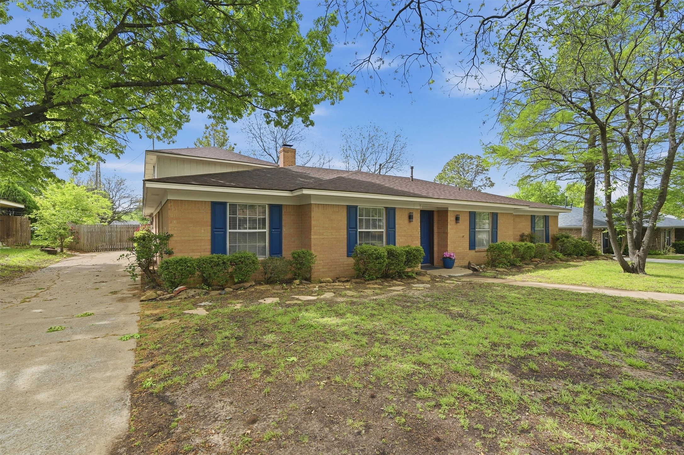 1614 Andy Drive Sherman TX 75092
