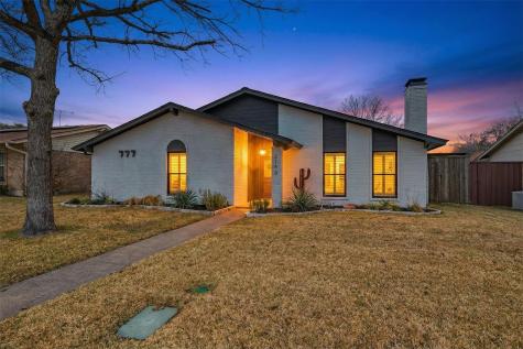 2153 Village Green Drive Garland TX 75044