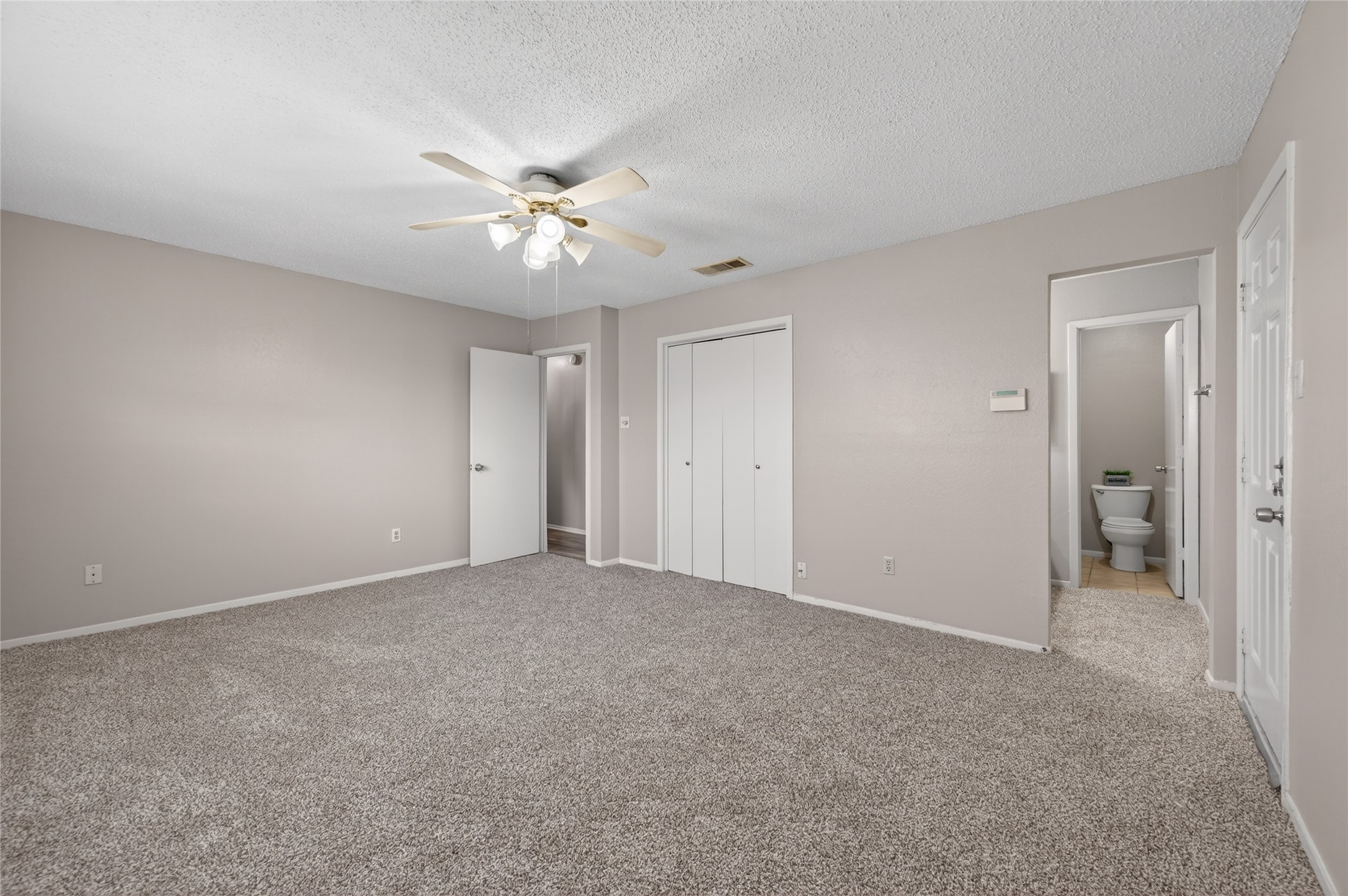 1034 Tennessee Trail Arlington TX 76017