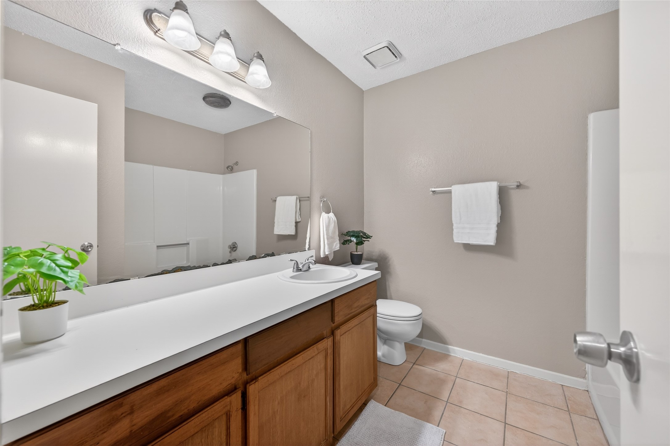 1034 Tennessee Trail Arlington TX 76017
