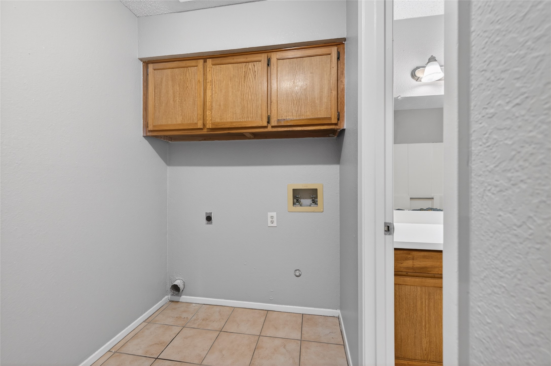 1034 Tennessee Trail Arlington TX 76017