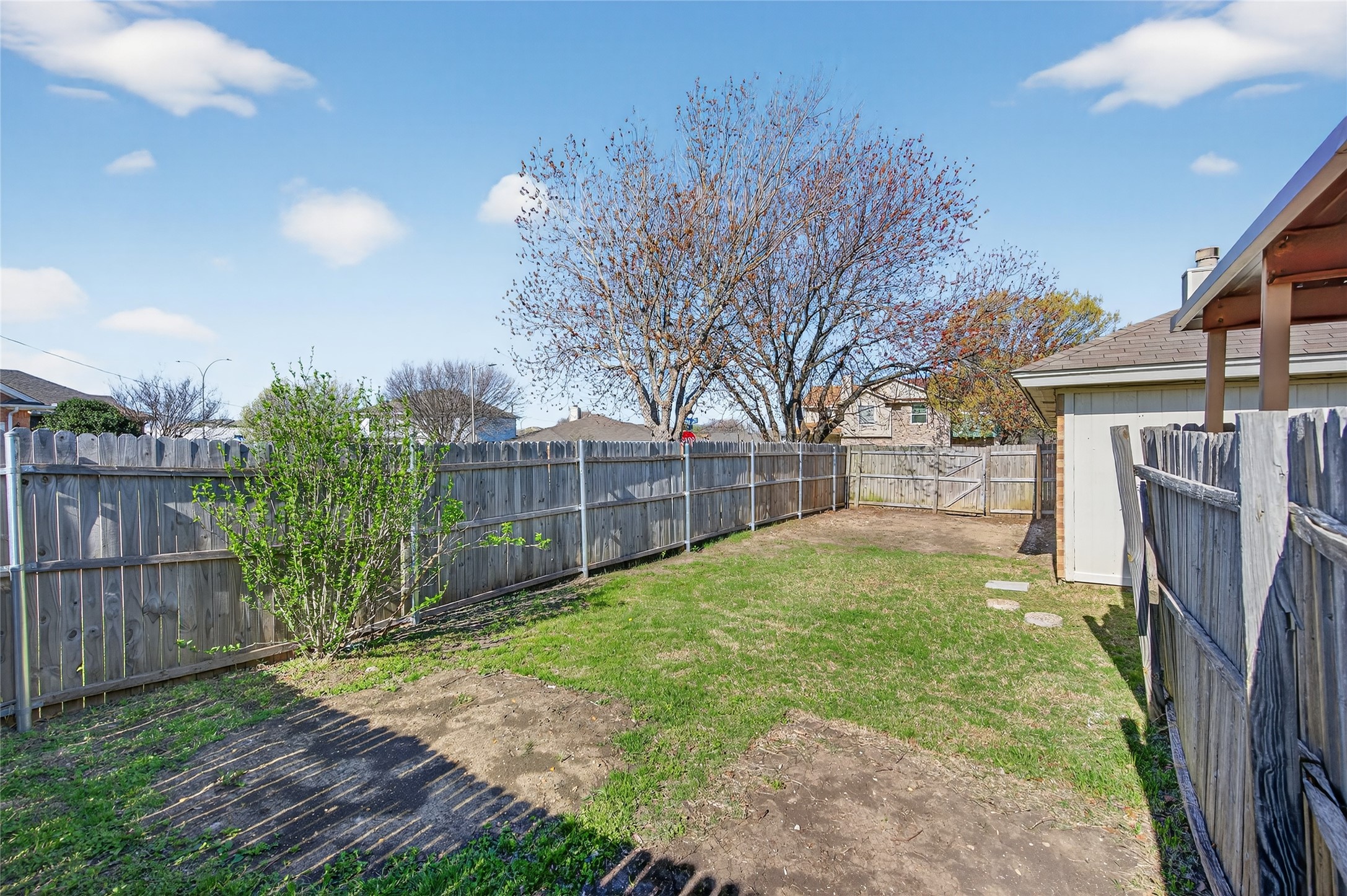 1034 Tennessee Trail Arlington TX 76017
