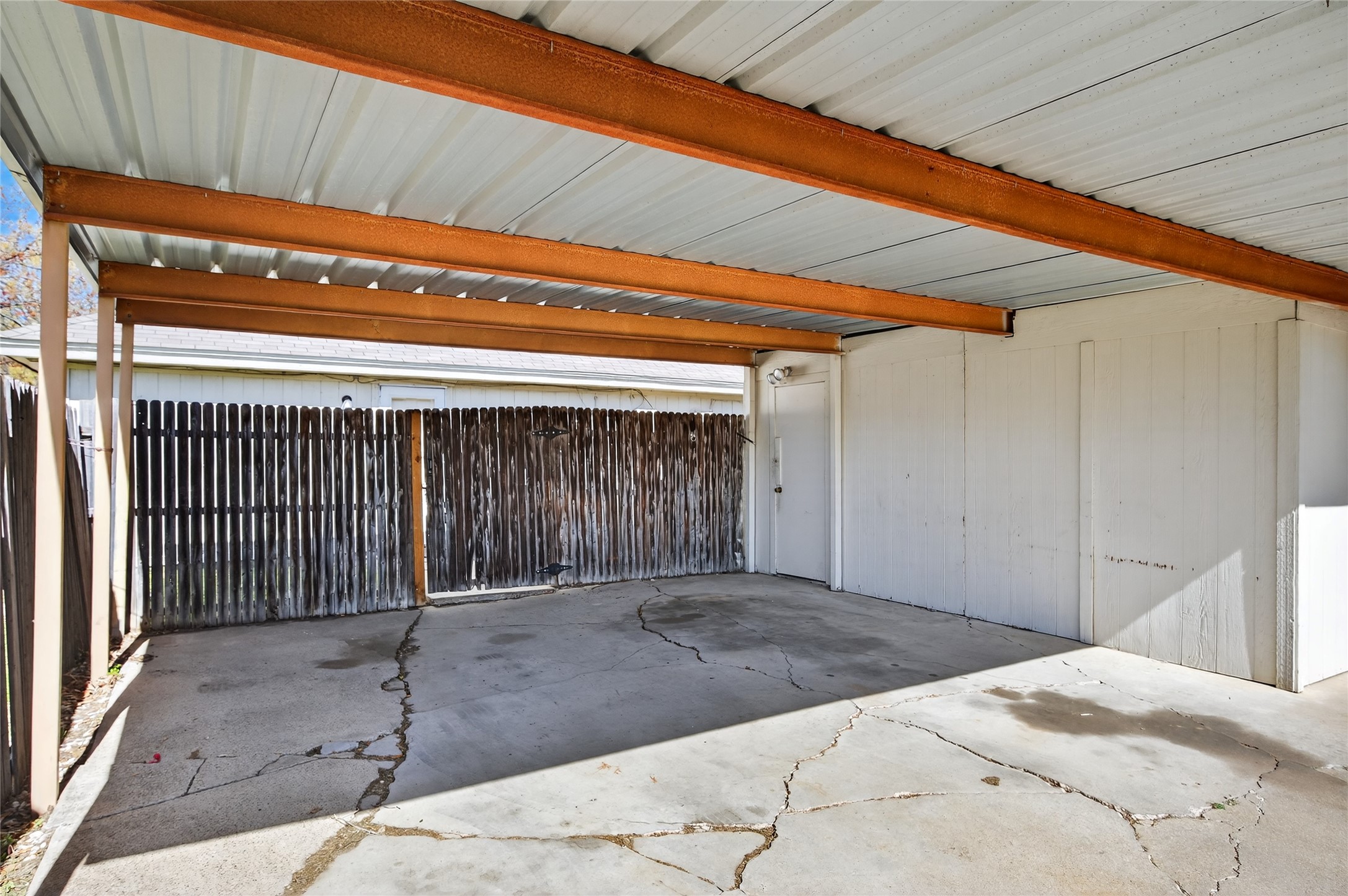 1034 Tennessee Trail Arlington TX 76017