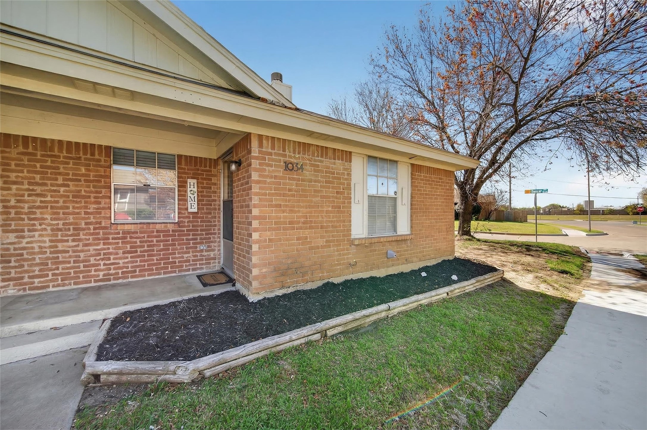 1034 Tennessee Trail Arlington TX 76017