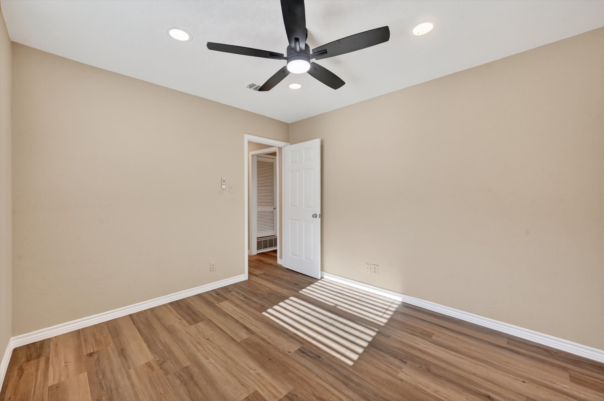 5801 Haney Drive Watauga TX 76148