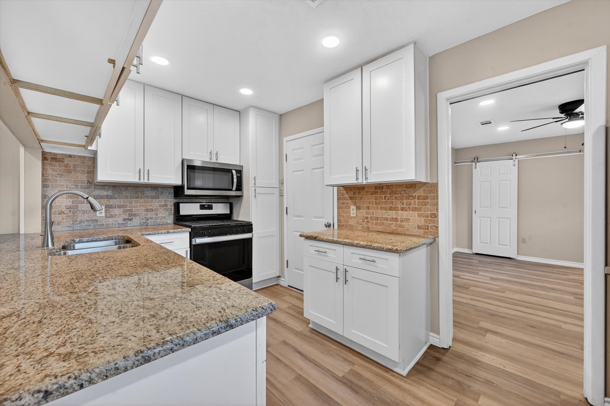 5801 Haney Drive Watauga TX 76148