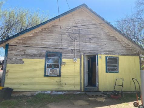 1309 Nugent Street Bowie TX 76230