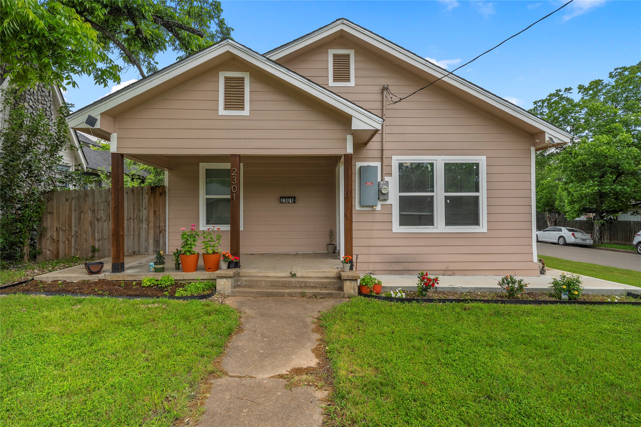 2301 Herring Avenue Waco TX 76708