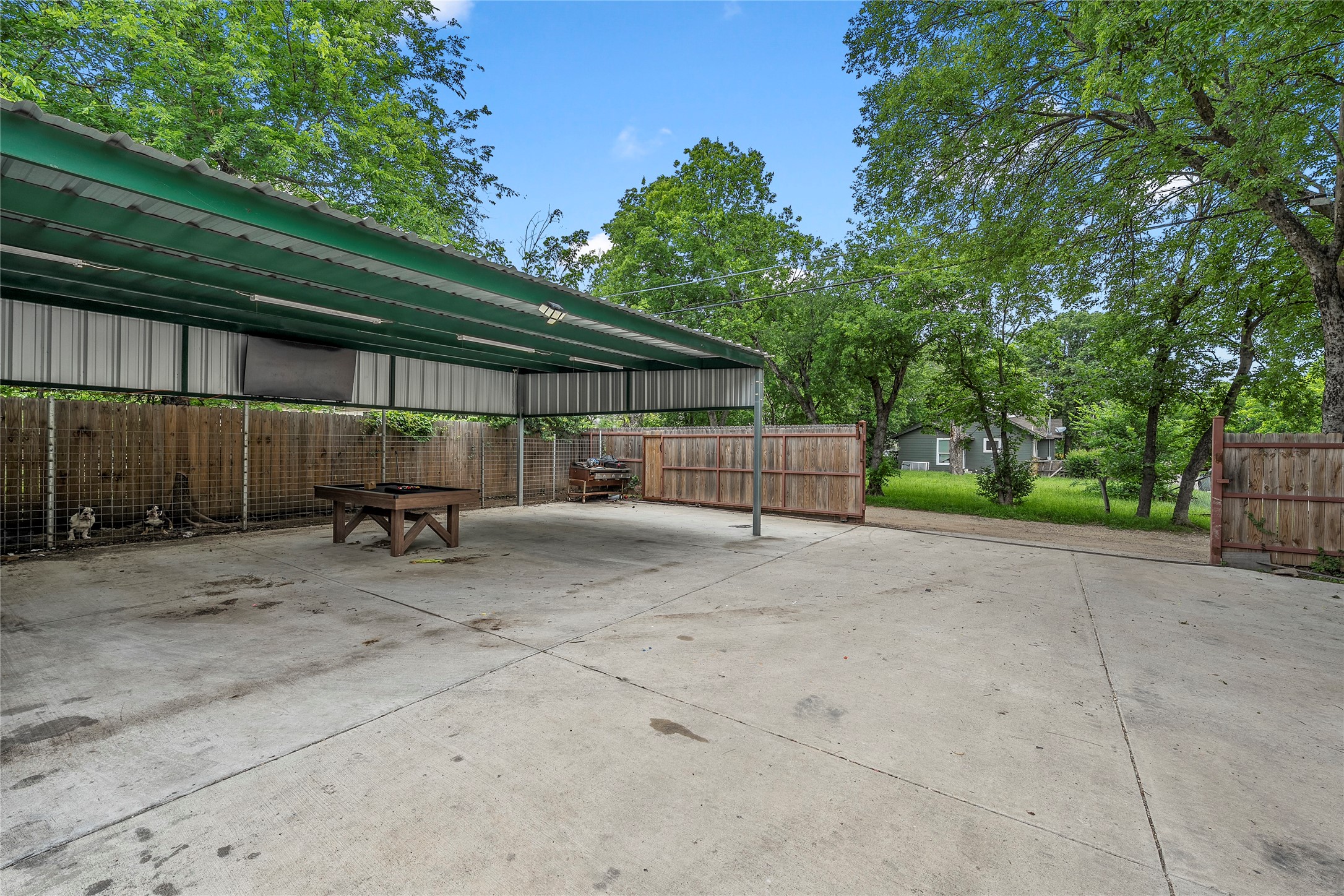 2301 Herring Avenue Waco TX 76708