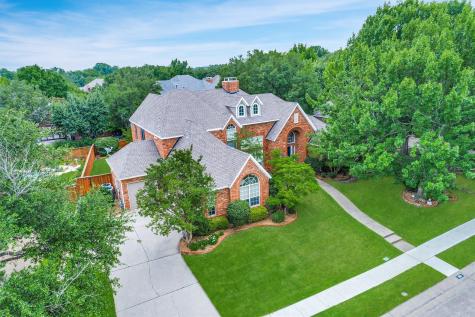 829 Parkwood Court Mckinney TX 75072