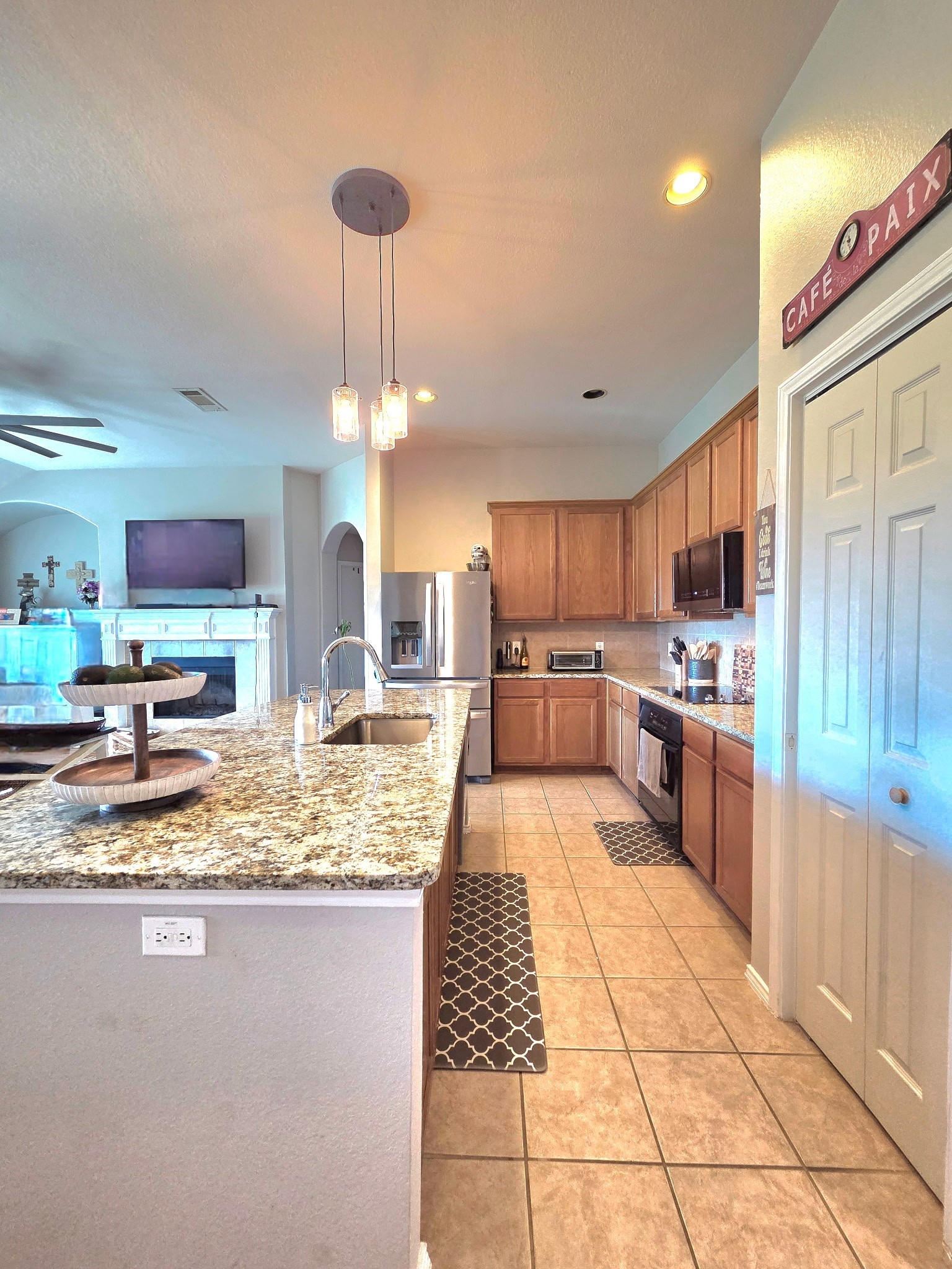 217 Cedar Crest Drive Justin TX 76247