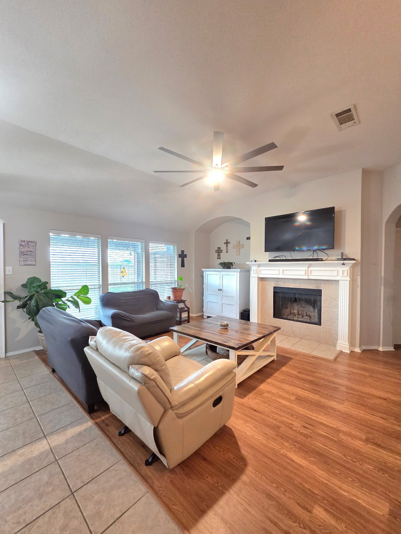 217 Cedar Crest Drive Justin TX 76247