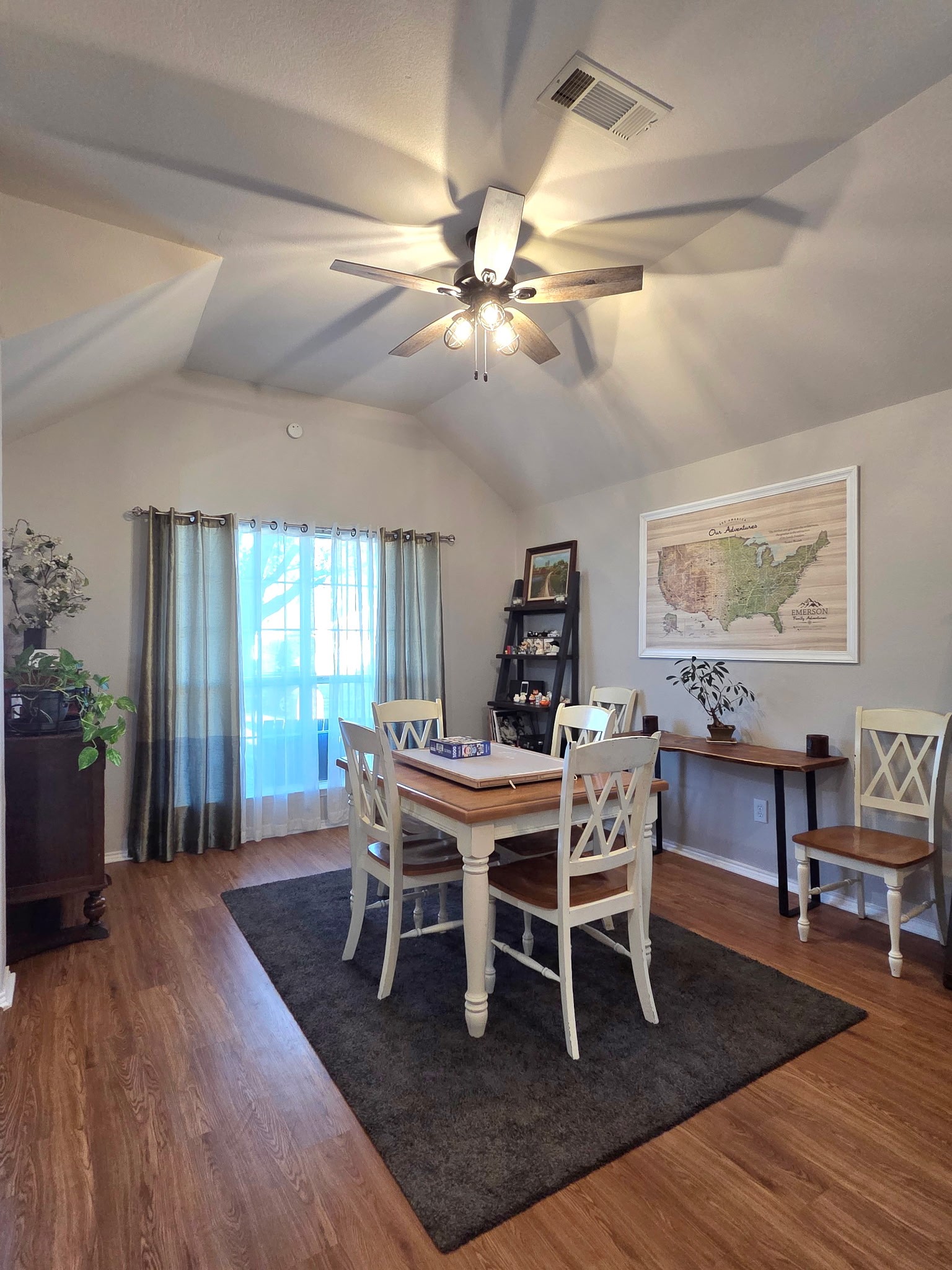 217 Cedar Crest Drive Justin TX 76247