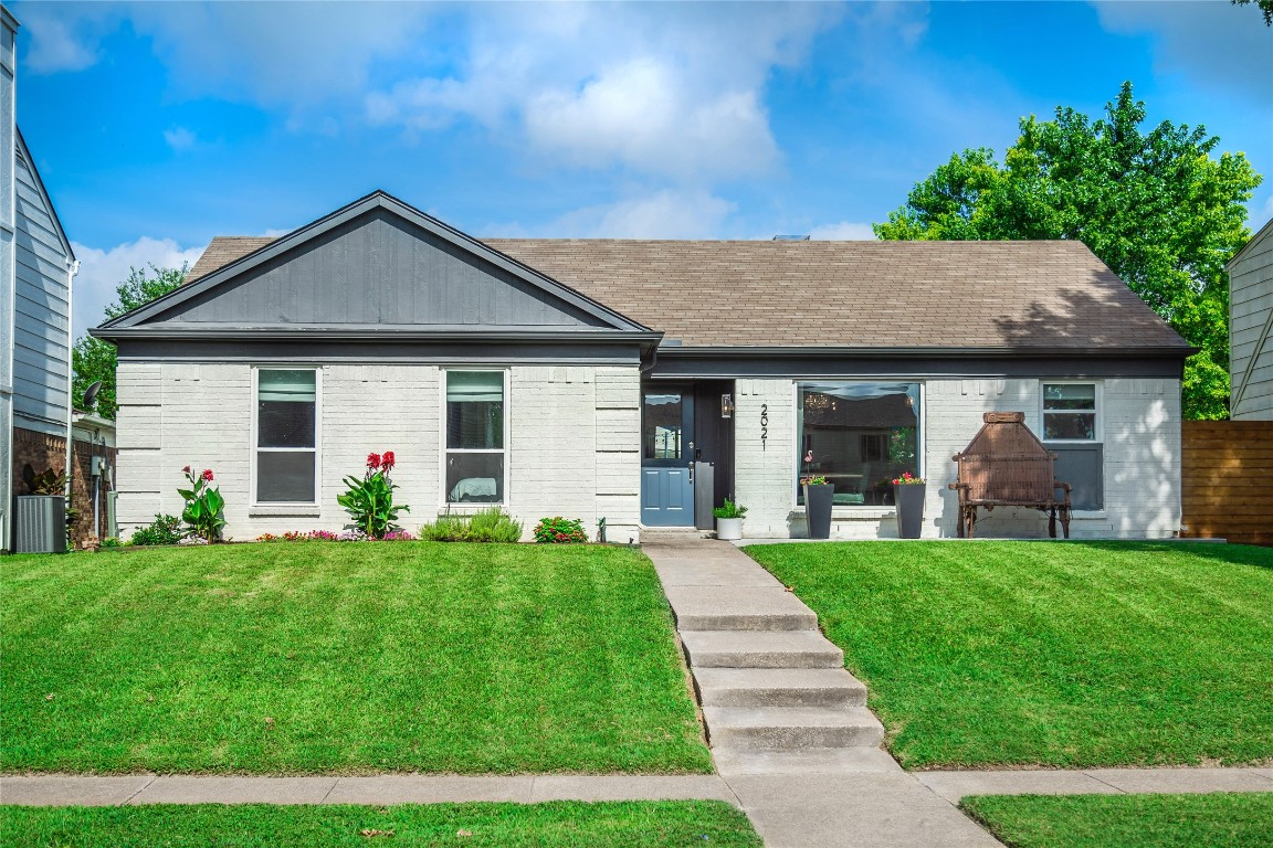 2021 Country Oaks Drive Garland TX 75040