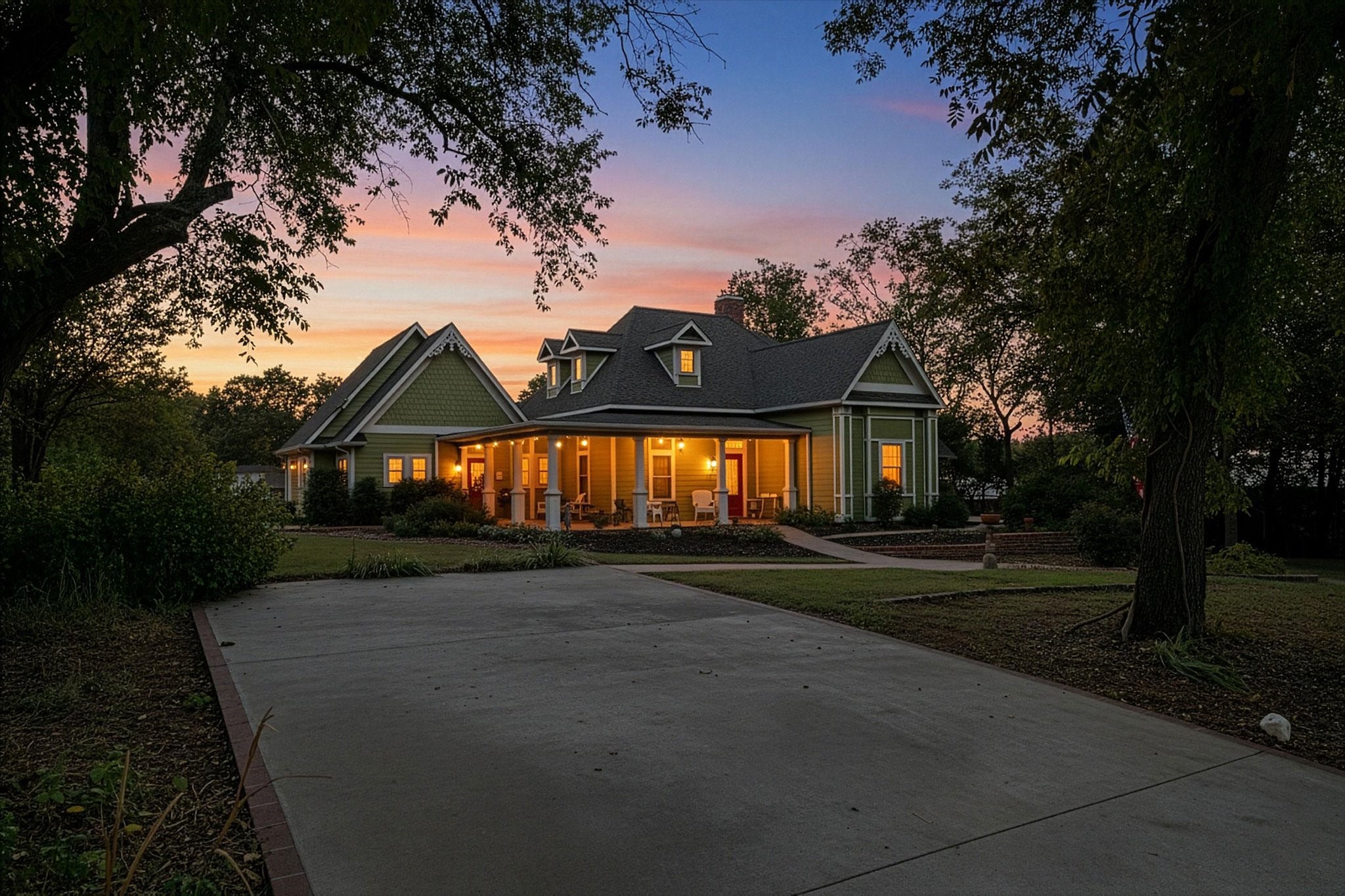 326 W Liberty Street Pilot Point TX 76258