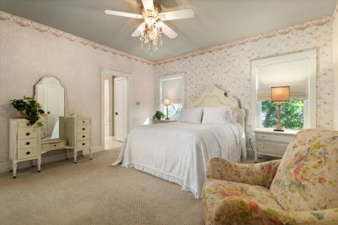 326 W Liberty Street Pilot Point TX 76258