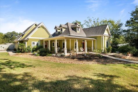 326 W Liberty Street Pilot Point TX 76258