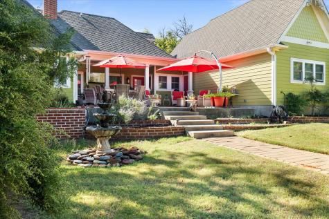 326 W Liberty Street Pilot Point TX 76258
