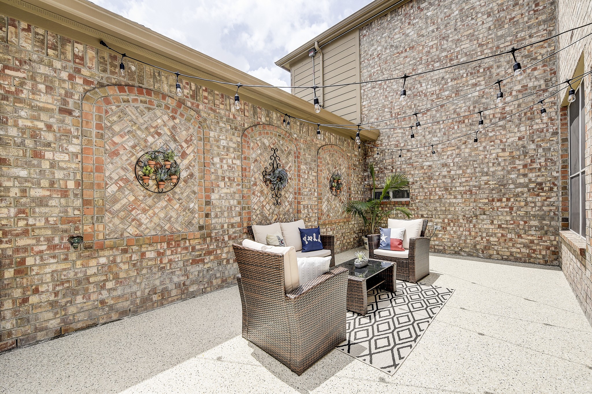 1627 Sagebrush Drive Frisco TX 75033