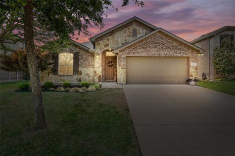 1317 Shelley Drive Burleson TX 76028