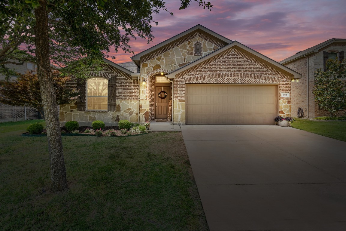 1317 Shelley Drive Burleson TX 76028