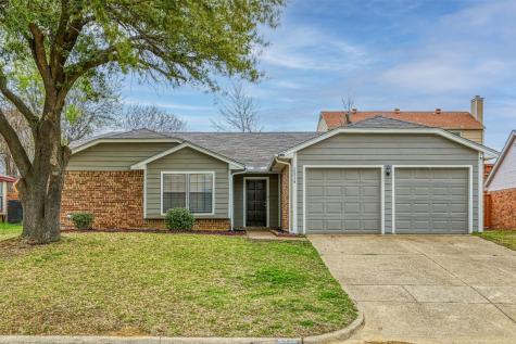 2314 Dartmouth Drive Grand Prairie TX 75052