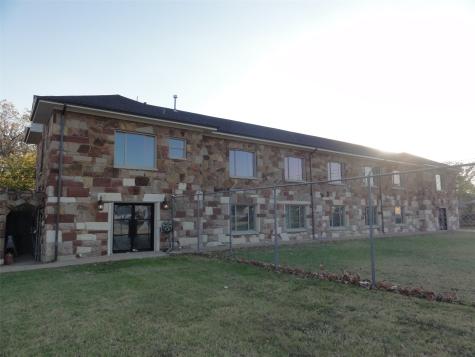 1200 E Maddox Avenue Fort Worth TX 76104