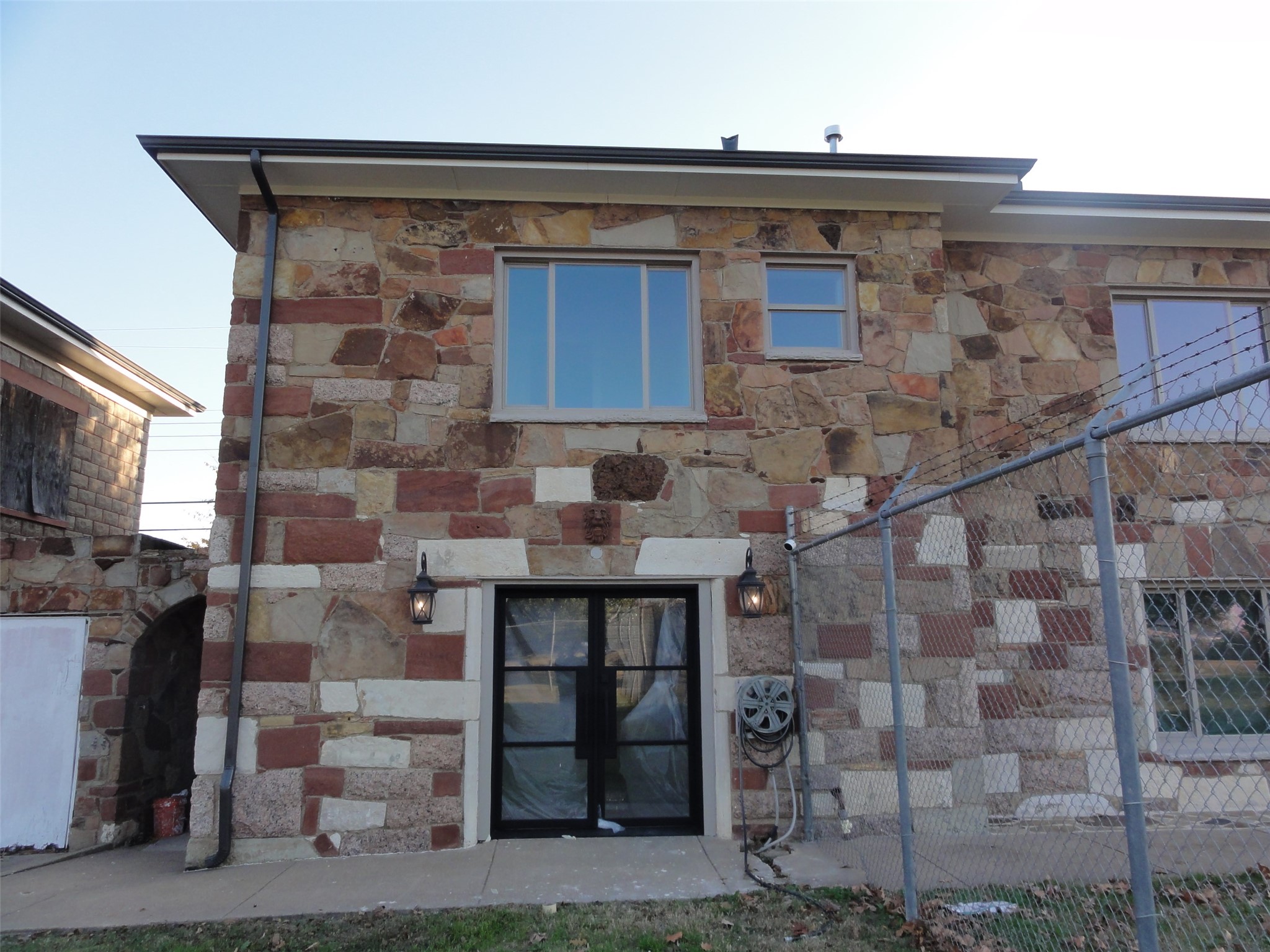1200 E Maddox Avenue Fort Worth TX 76104