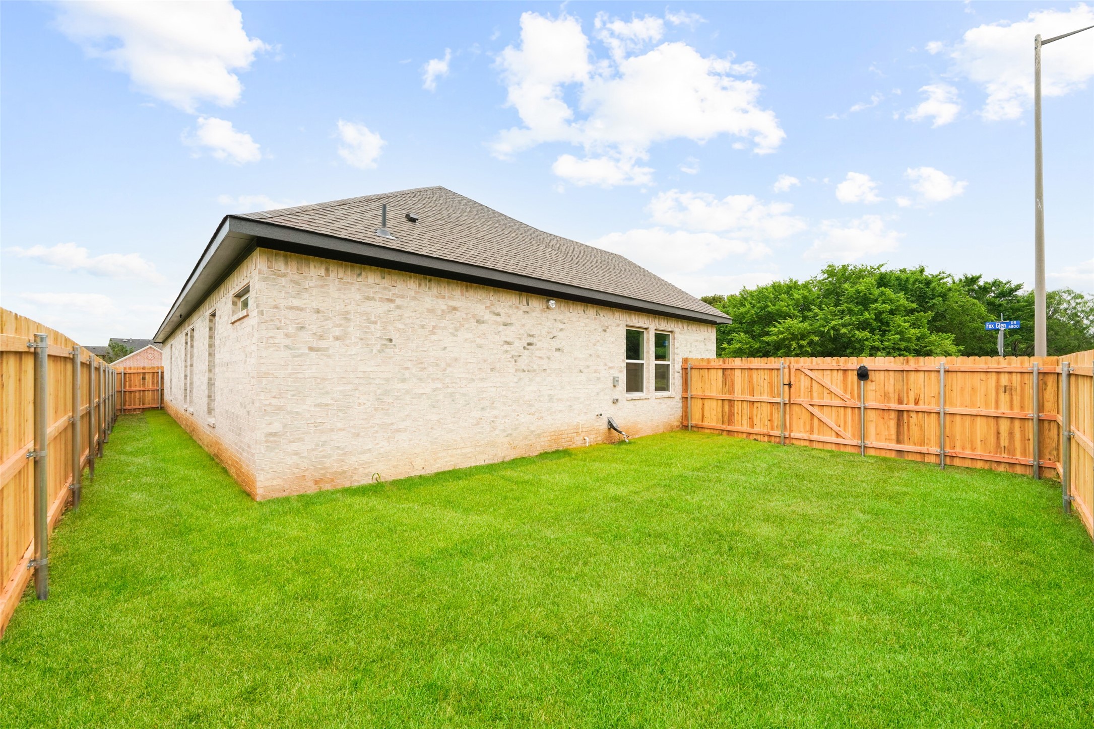 2300 Cherry Sage Drive Arlington TX 76001