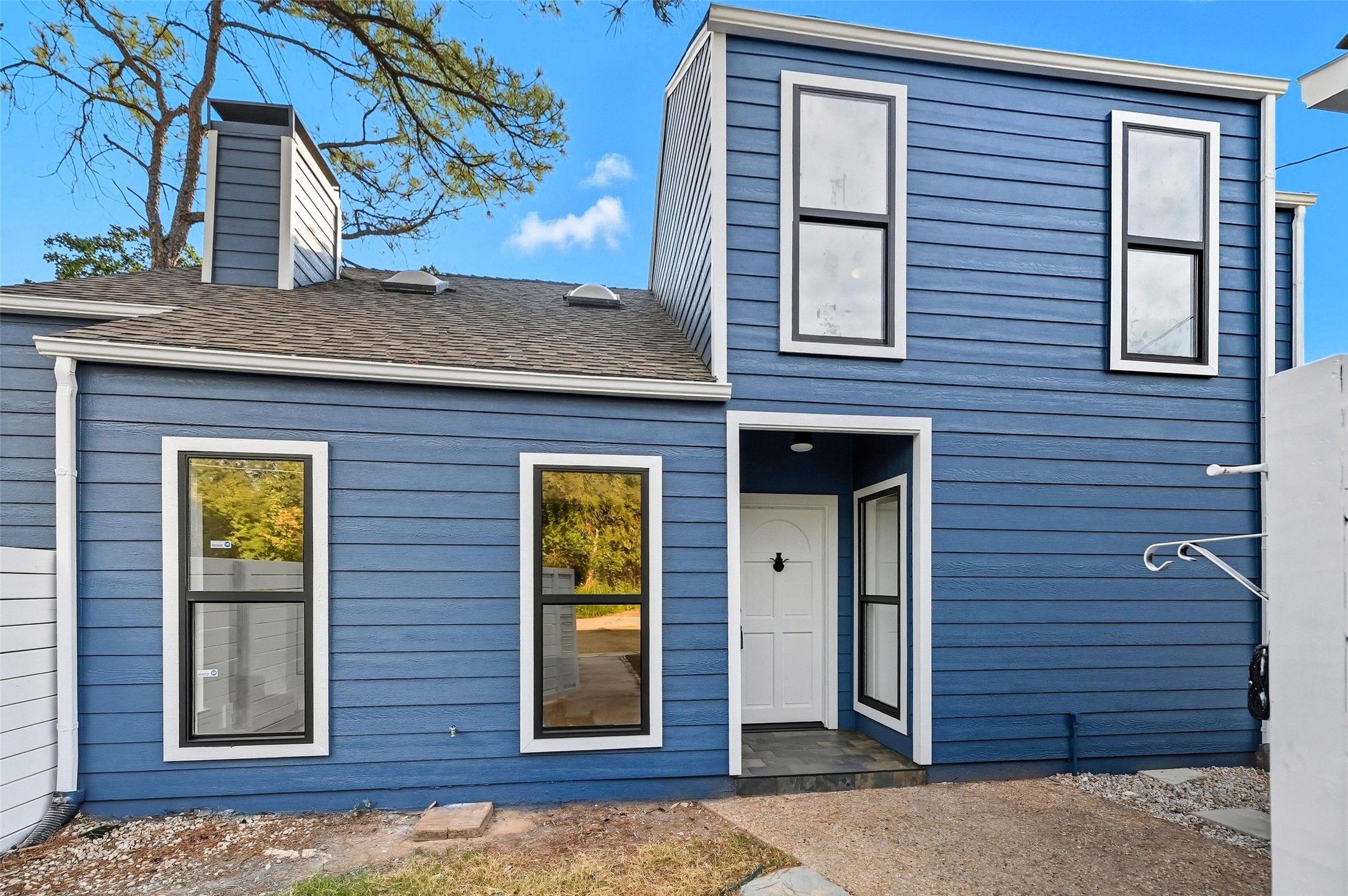 2409 Putnam Street Fort Worth TX 76112