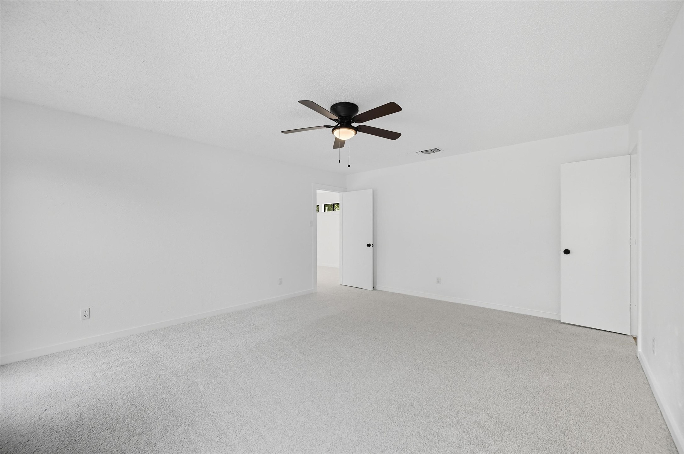 2409 Putnam Street Fort Worth TX 76112