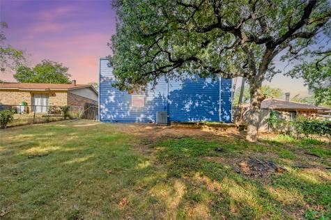 2409 Putnam Street Fort Worth TX 76112