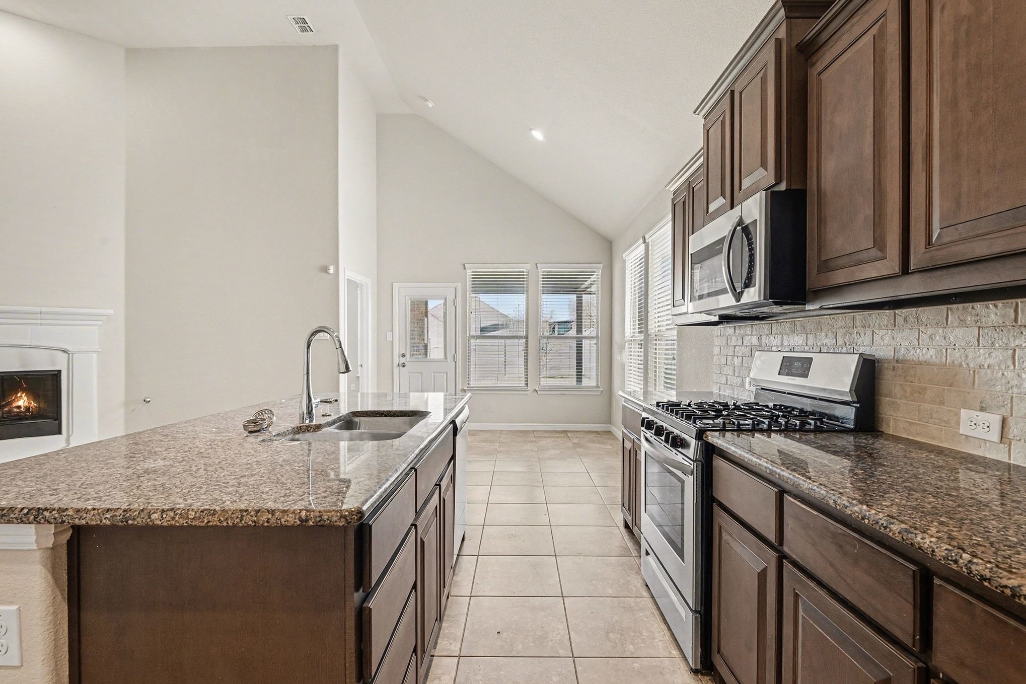 905 Falcon Road Argyle TX 76226