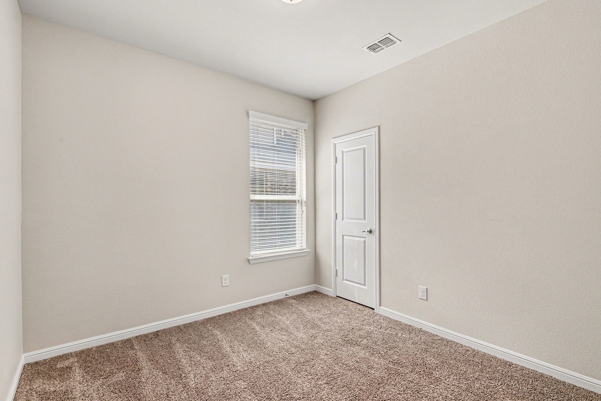 905 Falcon Road Argyle TX 76226