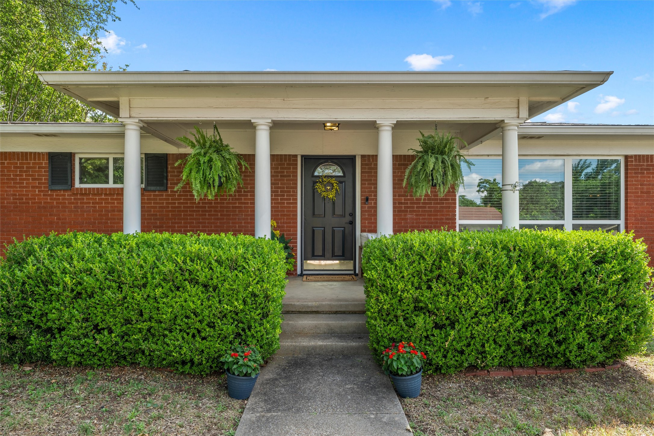 732 Arliss Drive Woodway TX 76712
