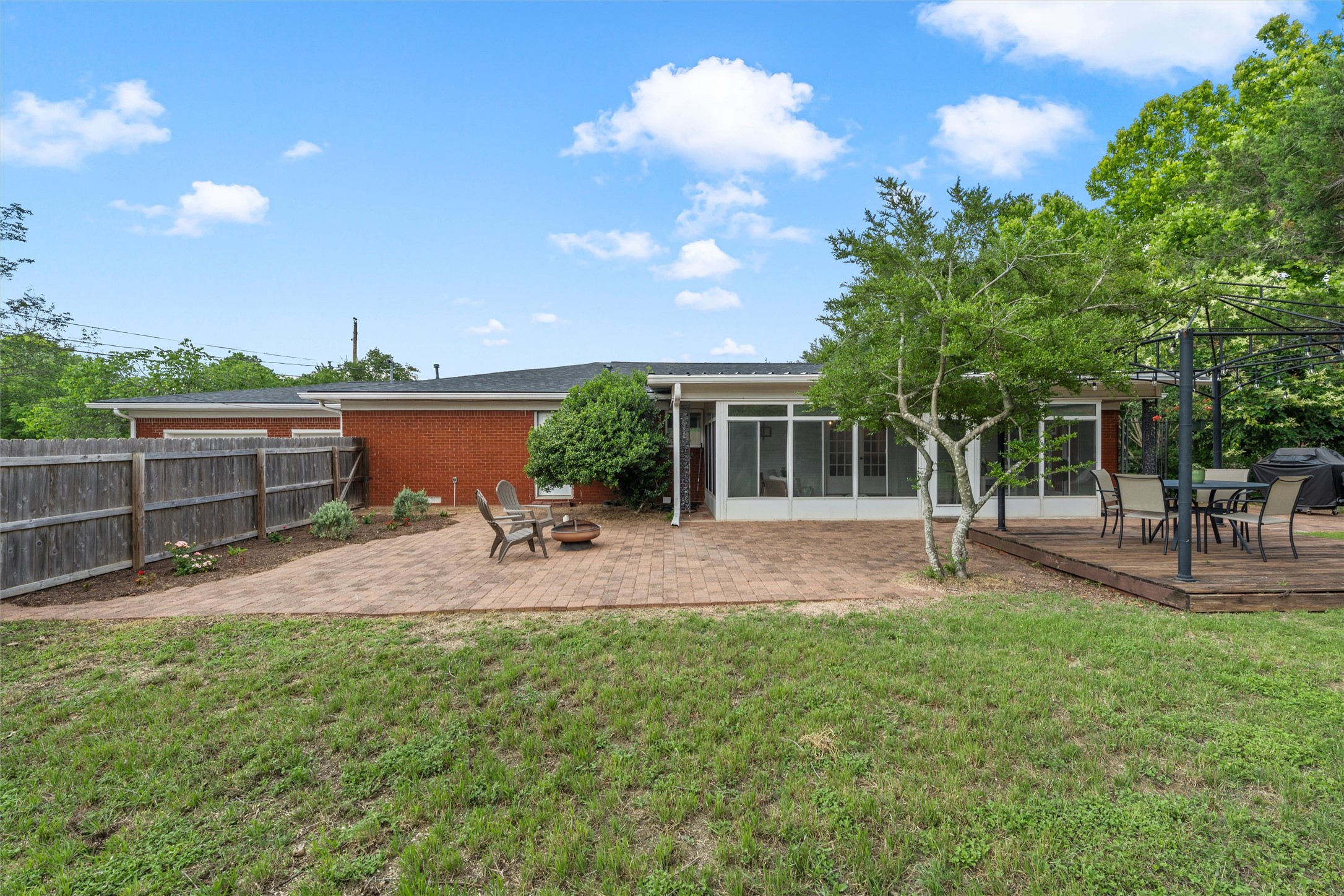 732 Arliss Drive Woodway TX 76712