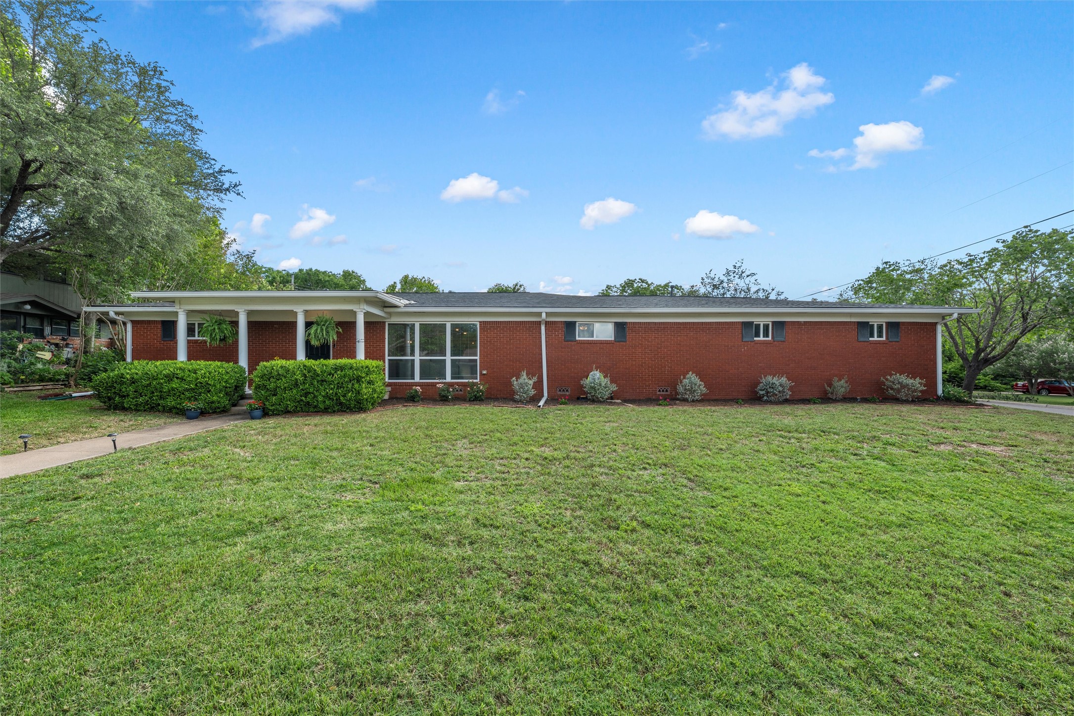 732 Arliss Drive Woodway TX 76712