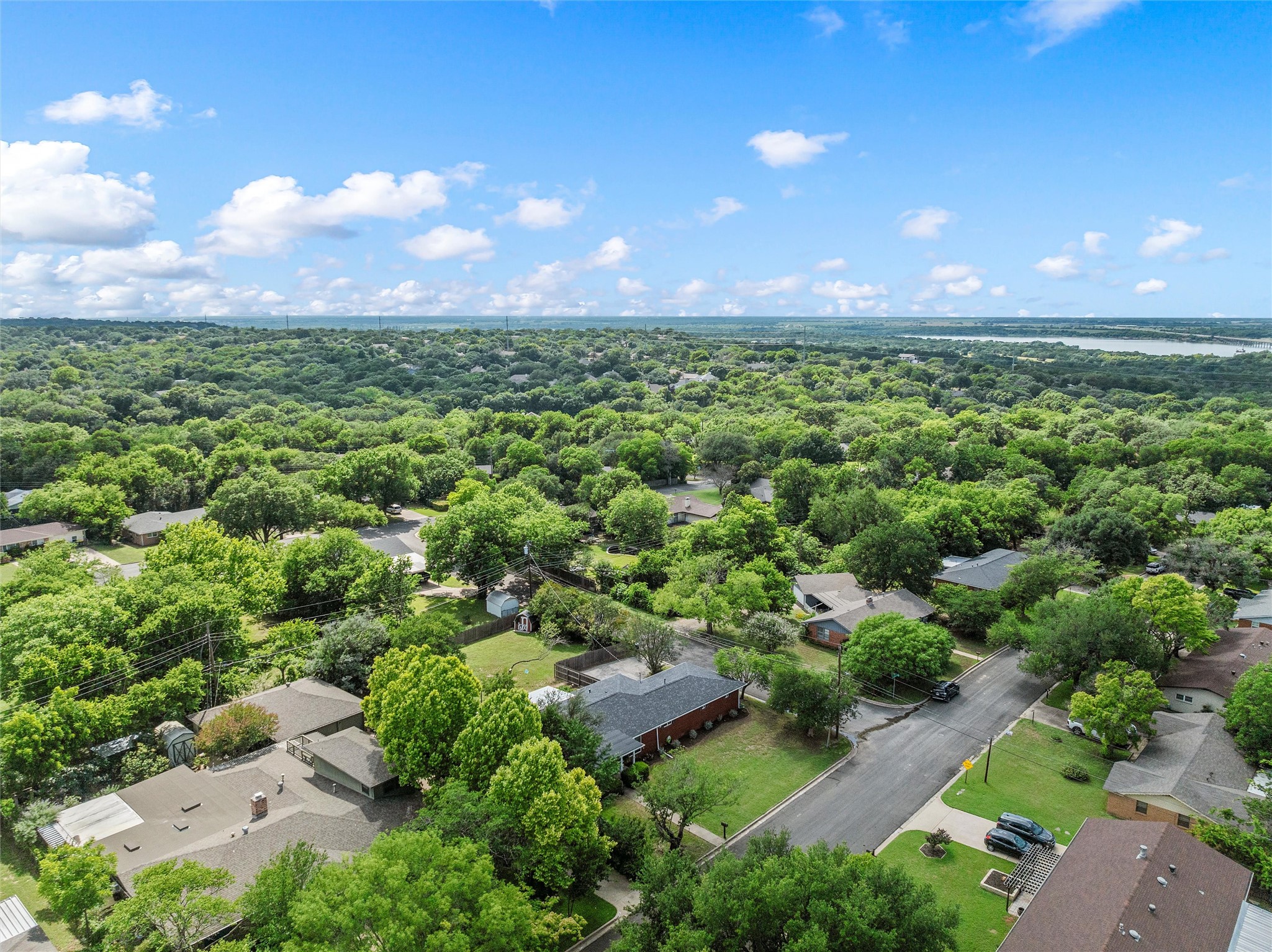 732 Arliss Drive Woodway TX 76712