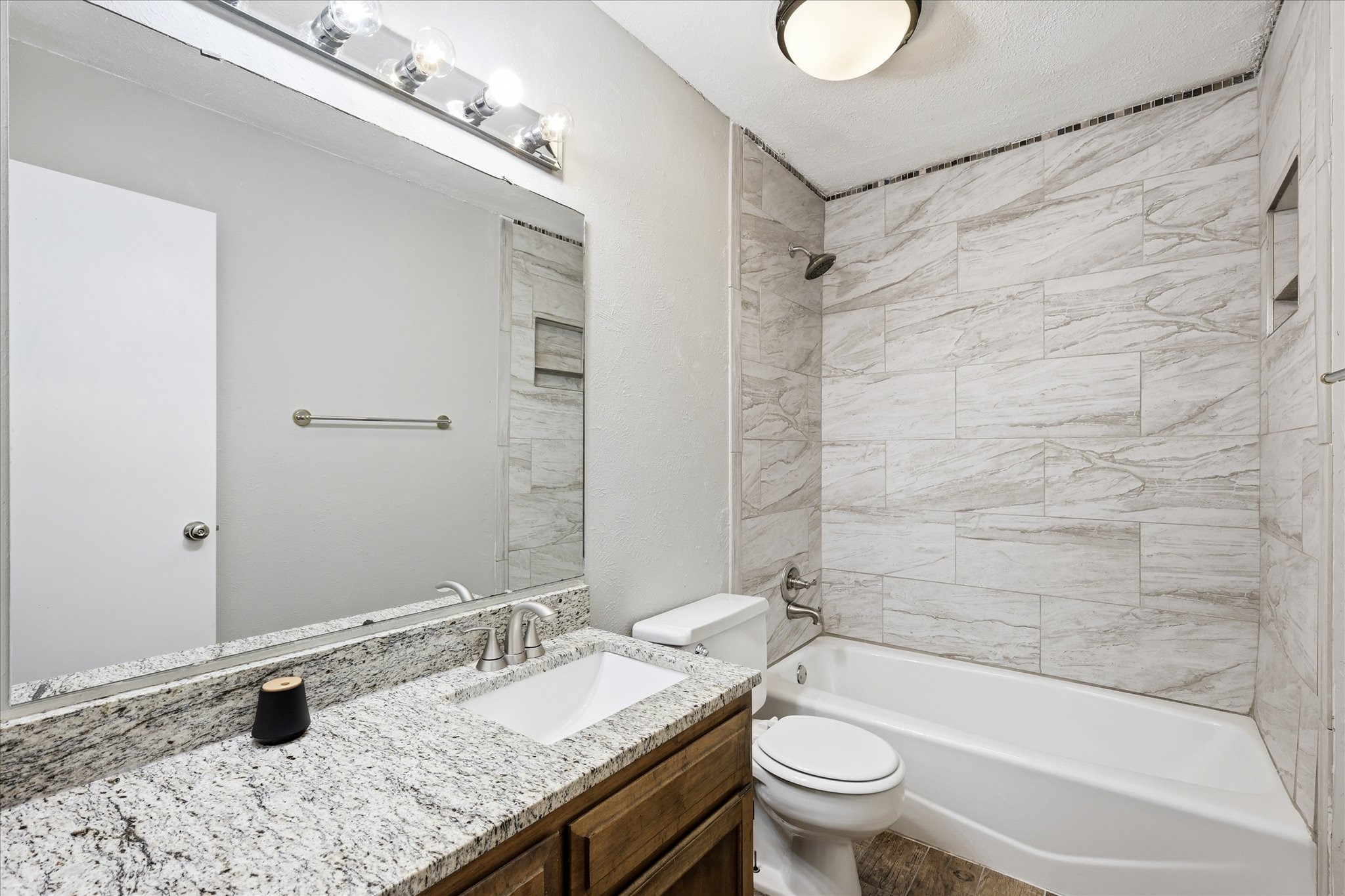 3004 Highgate Lane Bedford TX 76021