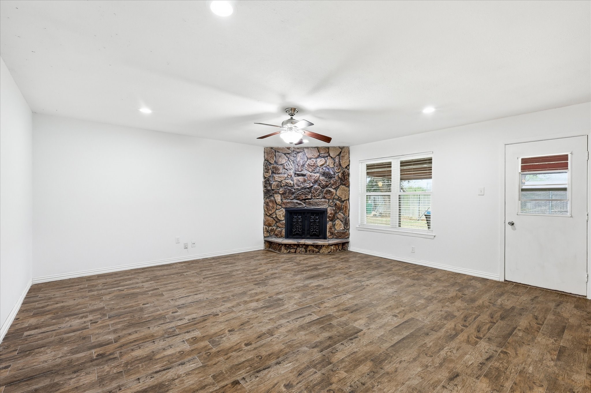 3004 Highgate Lane Bedford TX 76021