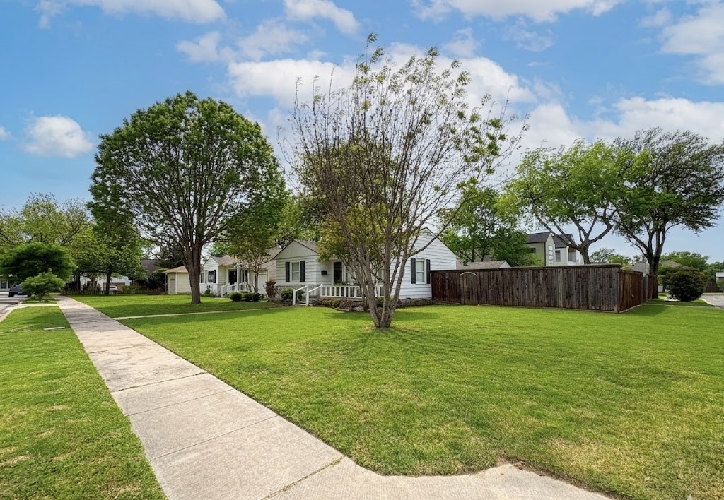 9919 Dresden Drive Dallas TX 75220