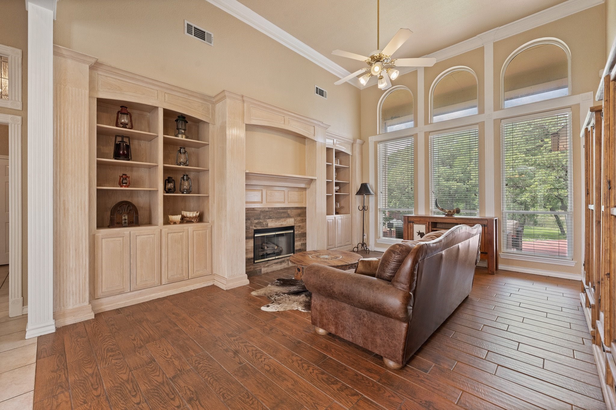 1701 W Lake Shore Drive Alvarado TX 76009
