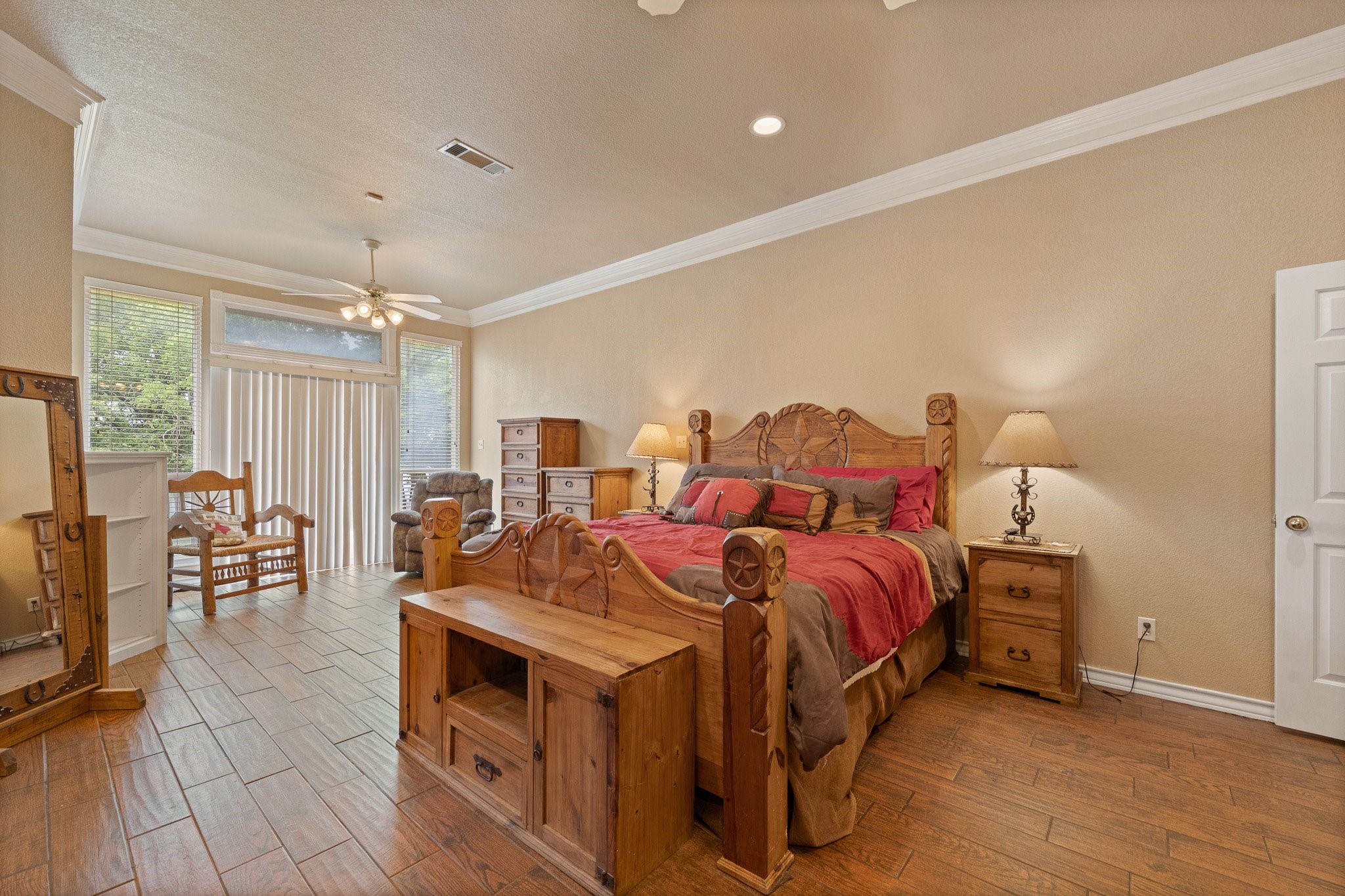1701 W Lake Shore Drive Alvarado TX 76009