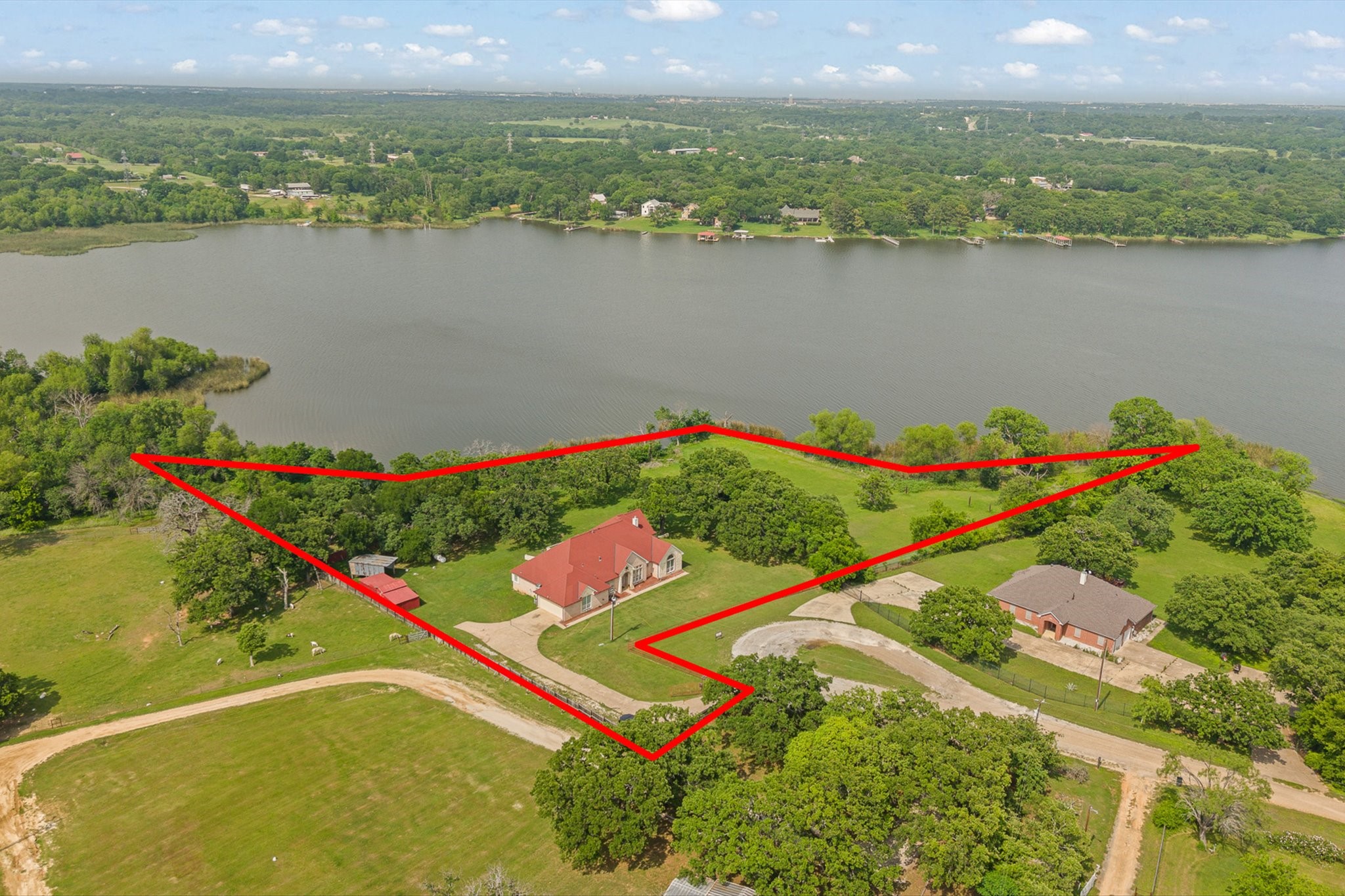 1701 W Lake Shore Drive Alvarado TX 76009