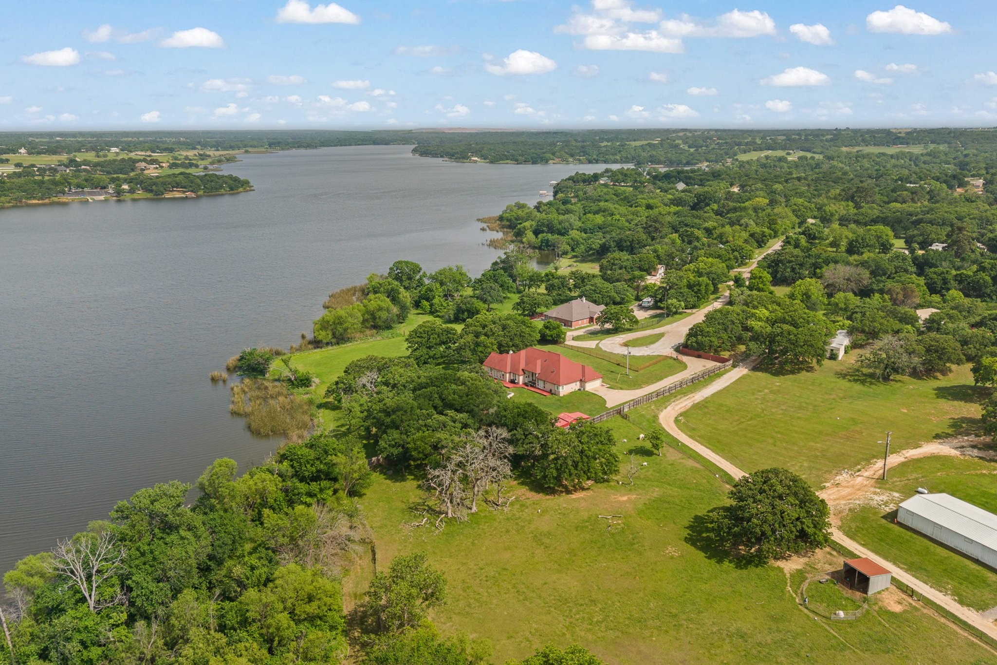 1701 W Lake Shore Drive Alvarado TX 76009