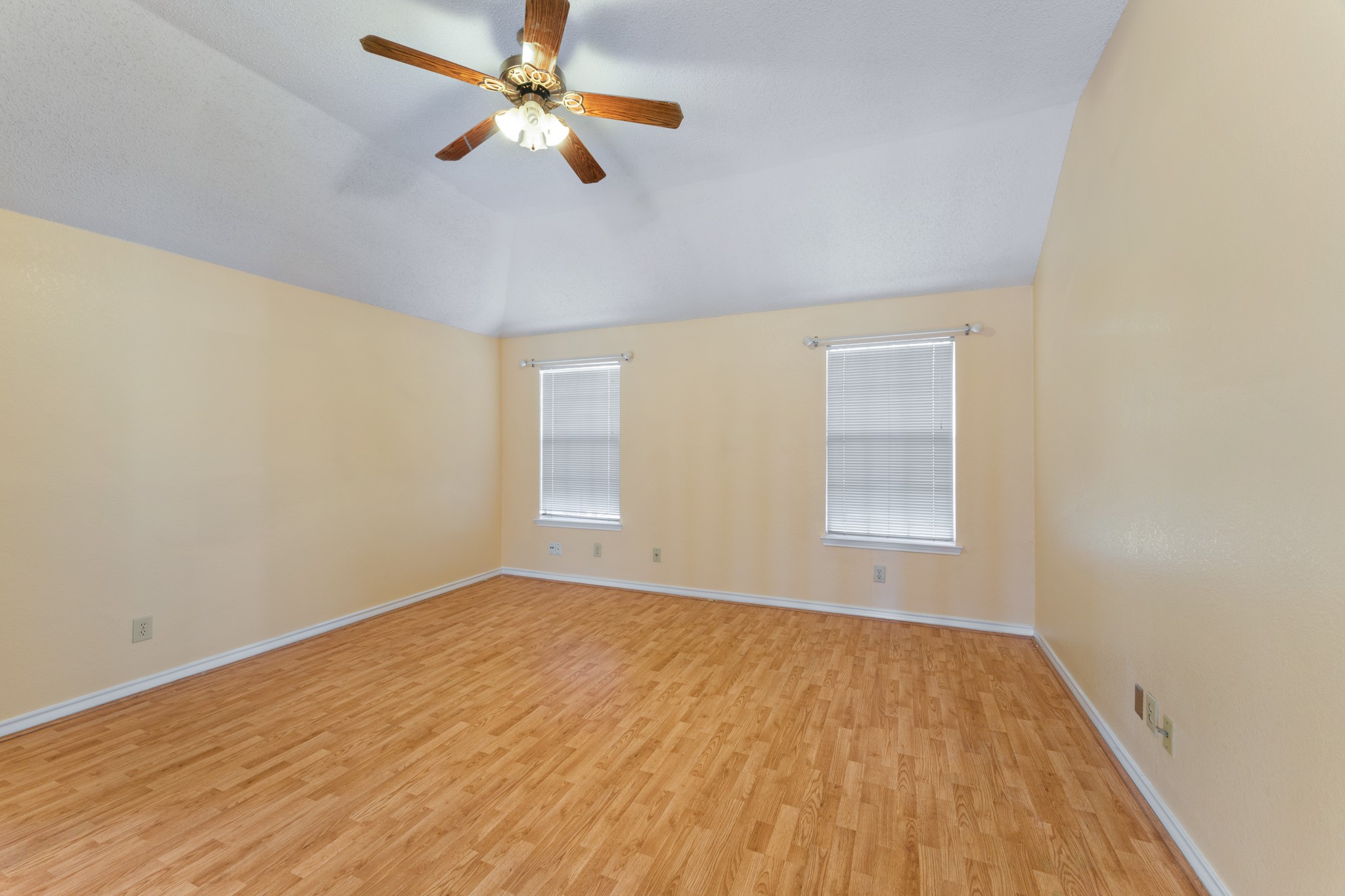 4303 Solitude Court Arlington TX 76017