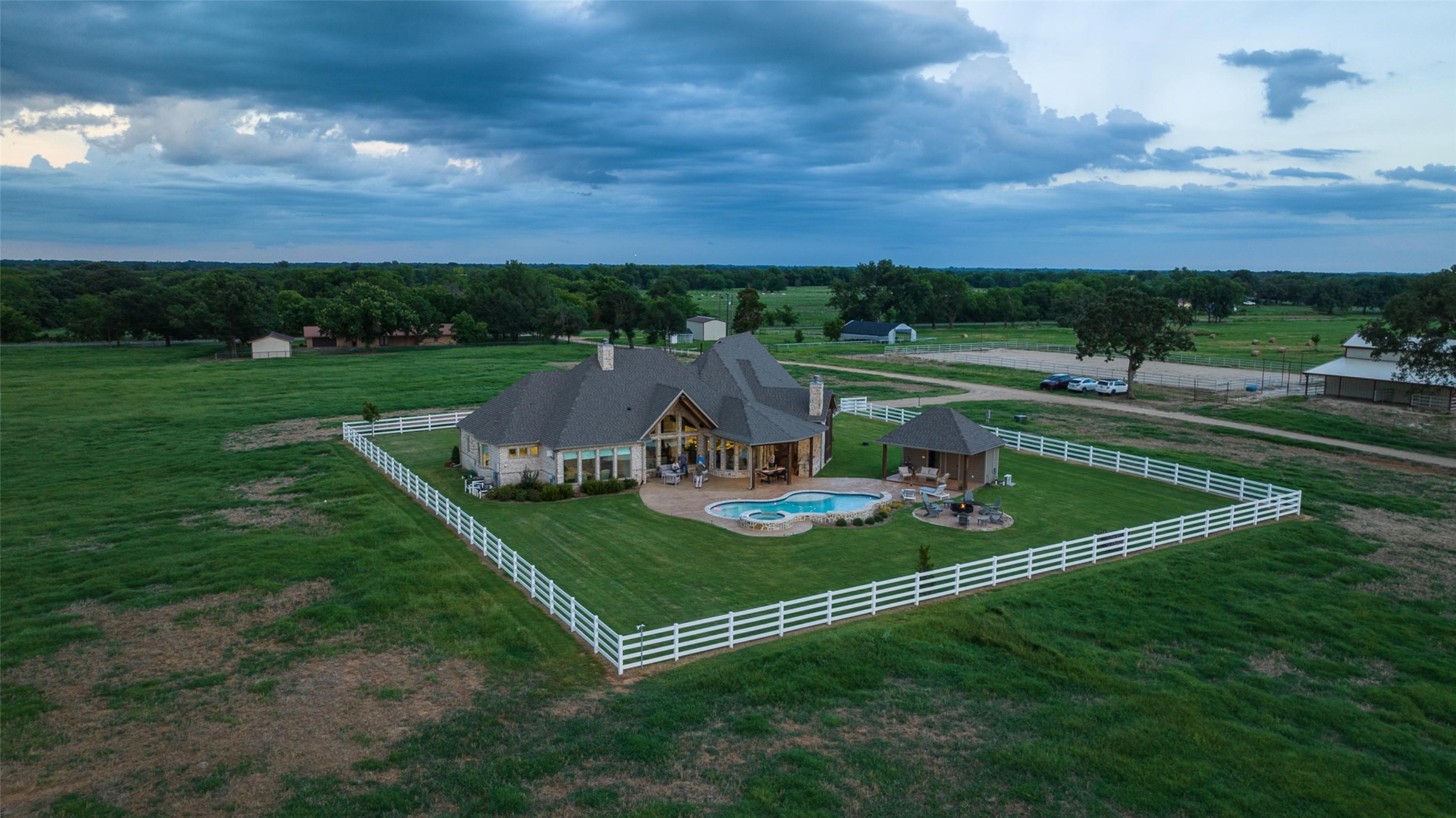 698 Farm Road 2081 Yantis TX 75497