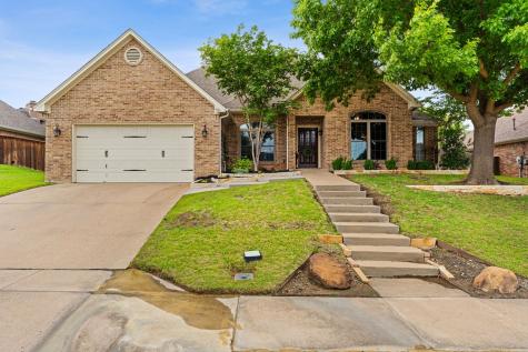 404 Arbor Lawn Drive Burleson TX 76028