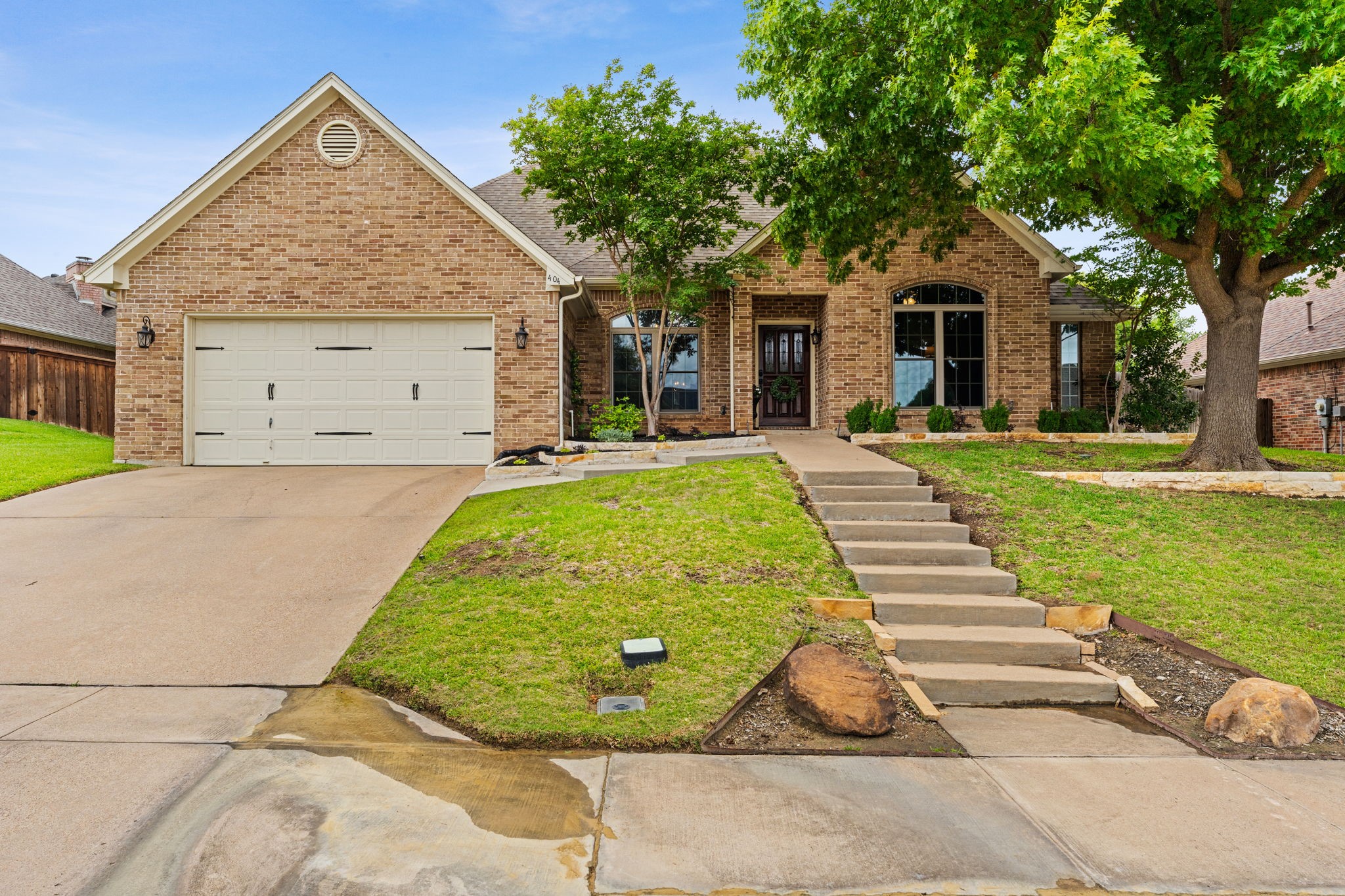 404 Arbor Lawn Drive Burleson TX 76028