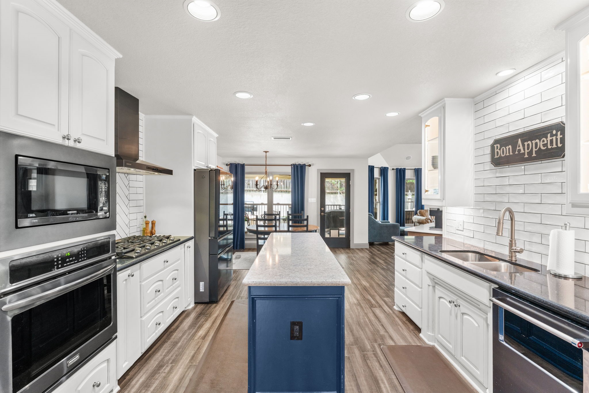 404 Arbor Lawn Drive Burleson TX 76028